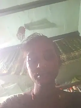 Snapshot of desiwife123coupl chatting on 07-21-26, 12:24 desiwife123coupl online show from 07-21-26, 12:24