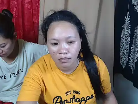 Snapshot of urpretty_hotmama chatting on 06-09-26, 12:11 urpretty hotmama online show from 06-09-26, 12:11