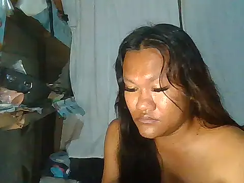 Snapshot of miyalicious chatting on 06-06-26, 11:26 miyalicious online show from 06-06-26, 11:26