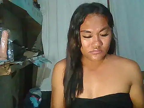 Snapshot of miyalicious chatting on 06-01-26, 02:06 miyalicious online show from 06-01-26, 02:06