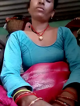 Snapshot of Aarti9080 chatting on 06-15-26, 07:41 Aarti9080 online show from 06-15-26, 07:41