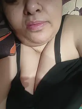 Snapshot of simranjeet_kaur69 chatting on 06-04-26, 11:31 simranjeet kaur69 online show from 06-04-26, 11:31