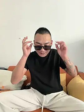 Snapshot of xiya-888 chatting on 06-08-26, 09:21 xiya-888 online show from 06-08-26, 09:21