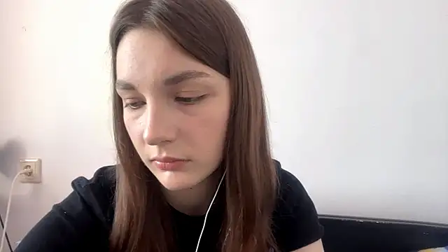 Snapshot of JuleCawood chatting on 05-31-26, 04:02 JuleCawood online show from 05-31-26, 04:02