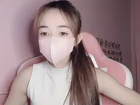 Alee8668 online show from 07-25-26, 04:46
