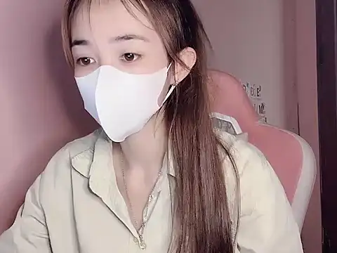 Alee8668 online show from 07-04-26, 03:46