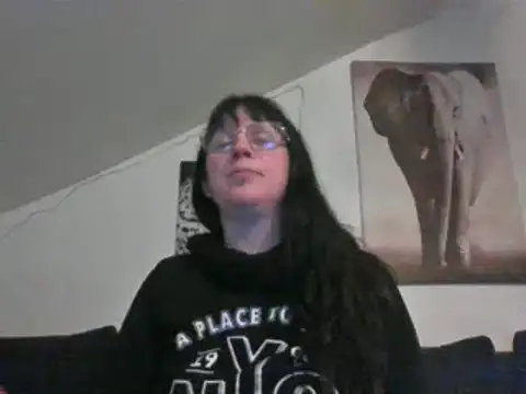 Snapshot of sexujuly88 chatting on 02-20-25, 10:37 sexujuly88 online show from 02-20-25, 10:37