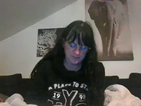 Snapshot of sexujuly88 chatting on 10-29-25, 10:31 sexujuly88 online show from 10-29-25, 10:31