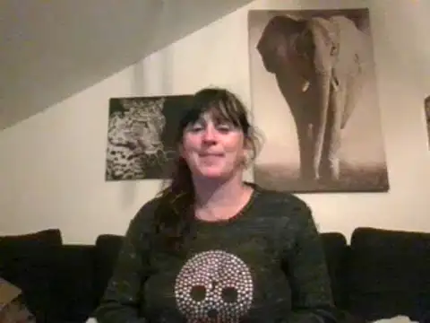 Snapshot of sexujuly88 chatting on 09-22-25, 08:48 sexujuly88 online show from 09-22-25, 08:48