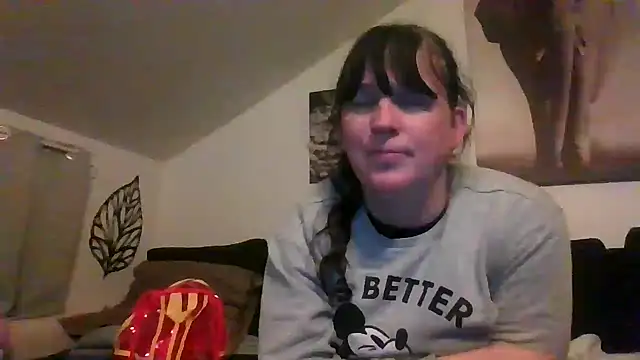 Snapshot of sexujuly88 chatting on 11-10-25, 10:15 sexujuly88 online show from 11-10-25, 10:15