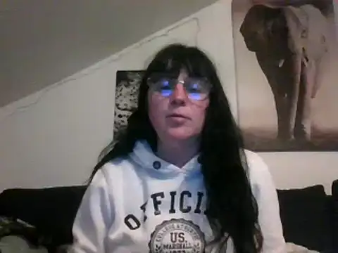 Snapshot of sexujuly88 chatting on 03-12-25, 09:45 sexujuly88 online show from 03-12-25, 09:45