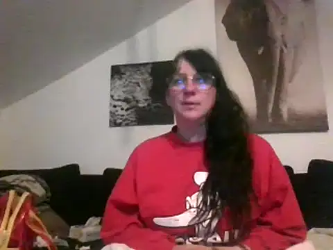 Snapshot of sexujuly88 chatting on 10-08-25, 09:15 sexujuly88 online show from 10-08-25, 09:15