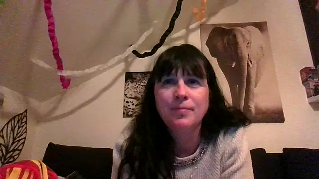 Snapshot of sexujuly88 chatting on 04-24-26, 09:28 sexujuly88 online show from 04-24-26, 09:28
