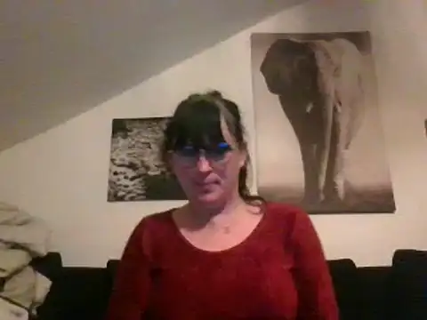 Snapshot of sexujuly88 chatting on 11-09-25, 12:58 sexujuly88 online show from 11-09-25, 12:58