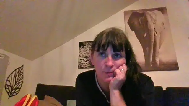 Snapshot of sexujuly88 chatting on 06-09-26, 09:16 sexujuly88 online show from 06-09-26, 09:16
