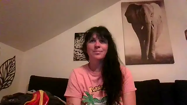 Snapshot of sexujuly88 chatting on 05-26-26, 09:13 sexujuly88 online show from 05-26-26, 09:13