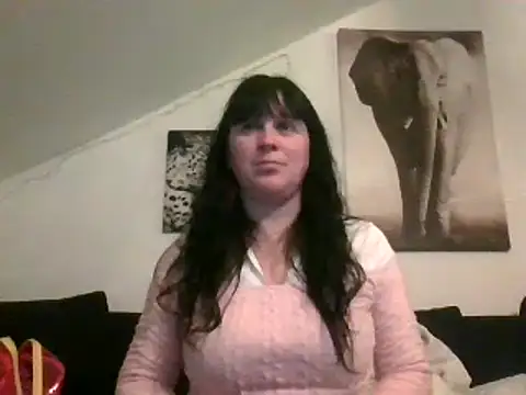 Snapshot of sexujuly88 chatting on 03-01-25, 11:15 sexujuly88 online show from 03-01-25, 11:15