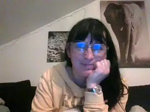 Snapshot of sexujuly88 chatting on 03-03-25, 10:10 sexujuly88 online show from 03-03-25, 10:10