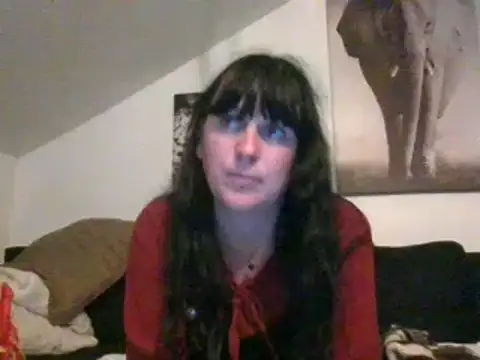 Snapshot of sexujuly88 chatting on 09-15-25, 09:15 sexujuly88 online show from 09-15-25, 09:15