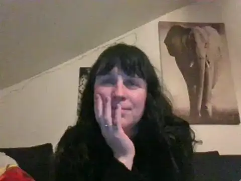 Snapshot of sexujuly88 chatting on 02-25-25, 09:37 sexujuly88 online show from 02-25-25, 09:37