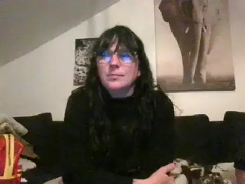 Snapshot of sexujuly88 chatting on 09-25-25, 08:48 sexujuly88 online show from 09-25-25, 08:48