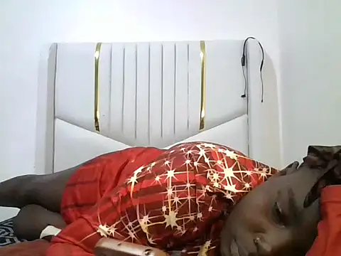 Snapshot of MISSMJ26 chatting on 07-19-26, 08:05 MISSMJ26 online show from 07-19-26, 08:05