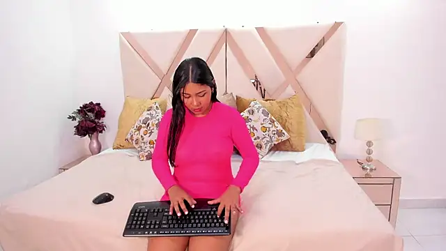 Snapshot of felisiacooper chatting on 06-22-26, 12:46 felisiacooper online show from 06-22-26, 12:46