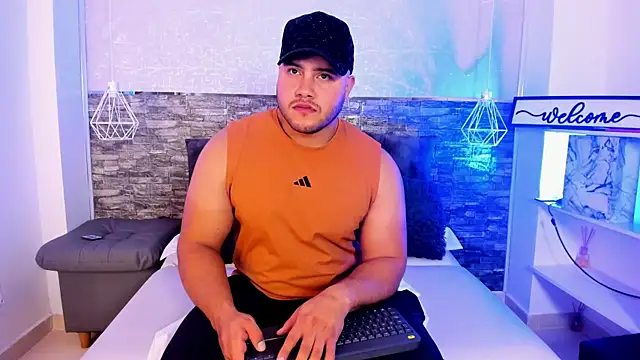 apolorusso online show from 07-30-26, 10:25