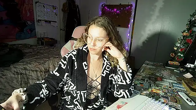 Snapshot of princesseduction chatting on 06-17-26, 09:47 princesseduction online show from 06-17-26, 09:47