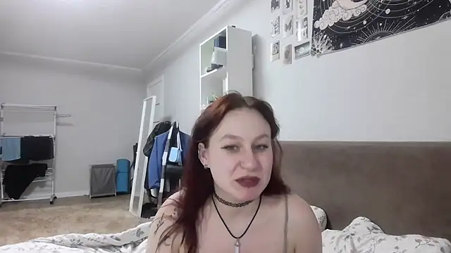 Snapshot of LoiseLovetto chatting on 06-13-26, 09:24 LoiseLovetto online show from 06-13-26, 09:24