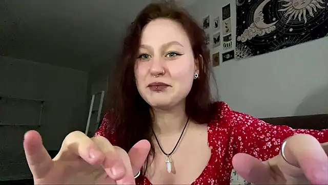 LoiseLovetto online show from 06-09-26, 05:25
