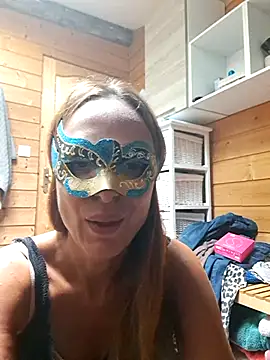 jasminelabeurette69 online show from 06-10-26, 12:28