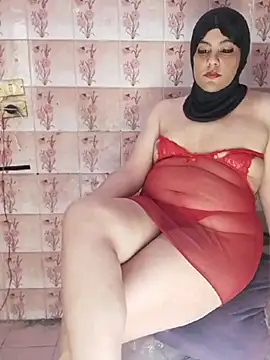 LenaQPeach online show from 06-17-26, 10:47