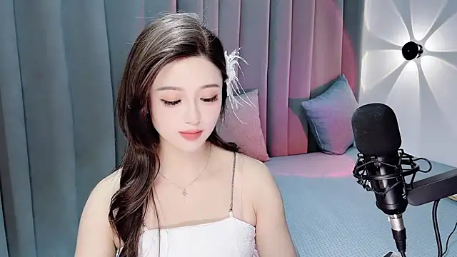 Momo-Wow online show from 06-28-26, 06:09