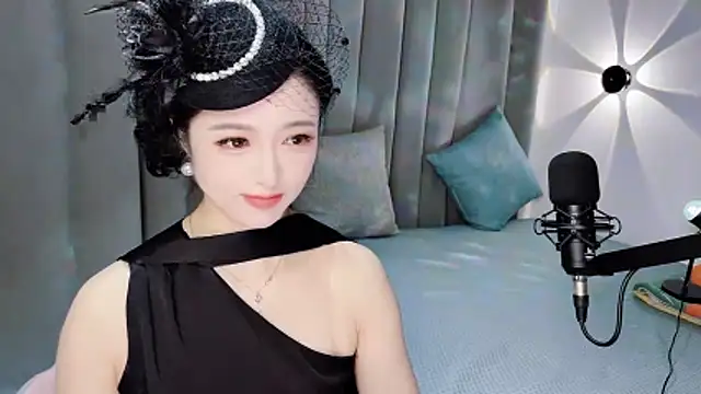 Momo-Wow online show from 06-25-26, 06:07