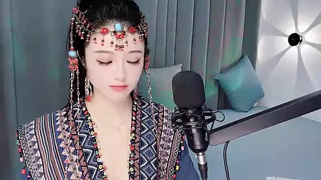 Momo-Wow online show from 07-10-26, 05:40