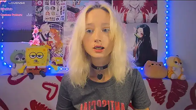 Snapshot of Katia_Nabiee chatting on 07-18-26, 05:10 Katia Nabiee online show from 07-18-26, 05:10