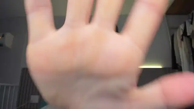 SofiClimbing online show from 04-15-26, 02:06