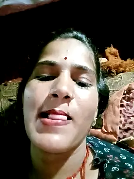 Snapshot of siwanijha007 chatting on 07-19-26, 10:39 siwanijha007 online show from 07-19-26, 10:39