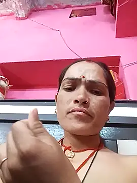 Snapshot of HOjuli9696 chatting on 06-02-26, 05:07 HOjuli9696 online show from 06-02-26, 05:07