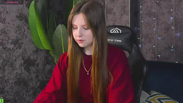 Snapshot of Violeta_Paul chatting on 06-05-26, 12:59 Violeta Paul online show from 06-05-26, 12:59