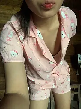 LanAnh00 online show from 07-24-26, 03:02
