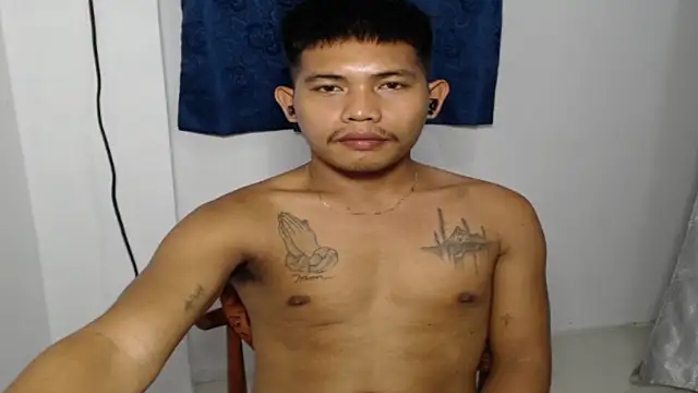 Snapshot of Asian_JhayDachs chatting on 06-01-26, 08:47 Asian JhayDachs online show from 06-01-26, 08:47