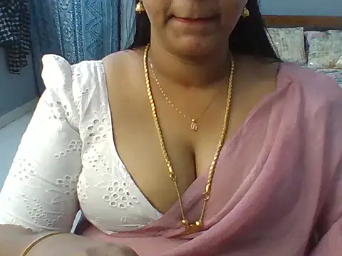 Snapshot of Tamil_hot_Meenu chatting on 07-30-26, 02:16 Tamil hot Meenu online show from 07-30-26, 02:16