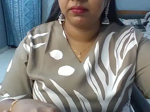 Snapshot of Tamil_hot_Meenu chatting on 07-06-26, 01:40 Tamil hot Meenu online show from 07-06-26, 01:40