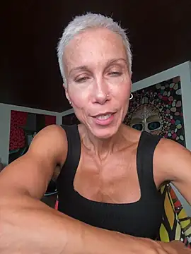Snapshot of GymQueenCarmen chatting on 07-17-26, 06:32 GymQueenCarmen online show from 07-17-26, 06:32
