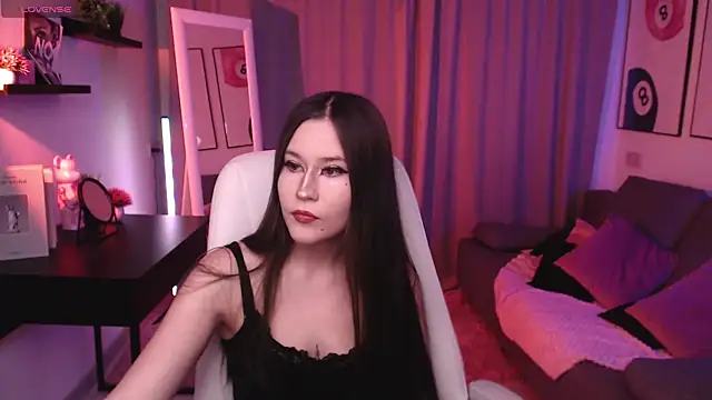 Snapshot of Bety_White chatting on 06-08-26, 07:42 Bety White online show from 06-08-26, 07:42