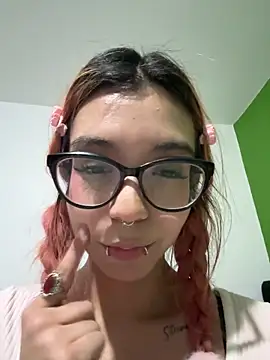 Nana-Komatsu online show from 06-21-26, 04:40