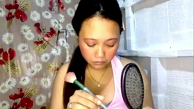 Abegail2221 online show from 07-16-26, 12:24