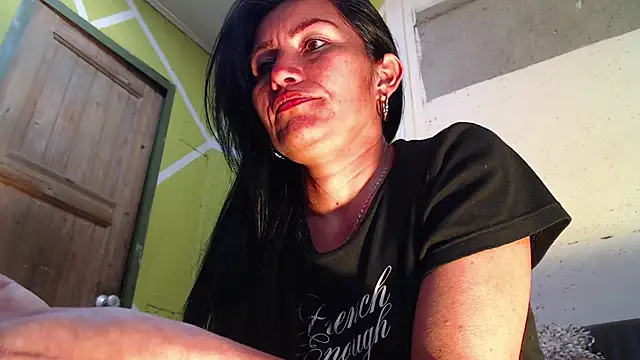 Nicolsweet  online show from 07-04-26, 03:46